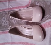Фото в Одежда и обувь Женская обувь Продаются женские свадебные туфли молочного в Ижевске 1 000