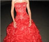 Изображение в Одежда и обувь Разное Продаю свадебное платье красного цвета,  в Кургане 5 000