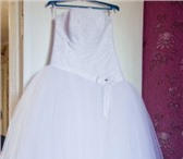 Изображение в Одежда и обувь Свадебные платья Продам пышное белое свадебное платье с корсетом в Саратове 9 000