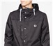 Фотография в Одежда и обувь Мужская одежда Черная куртка-парка Fred Perry с капюшономЗастежка в Москве 7 000