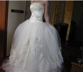 Foto в Одежда и обувь Свадебные платья Размер: 42–44 (S)Пышное Свадебное платье в Нурлат 6 000