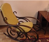 Фотография в Мебель и интерьер Столы, кресла, стулья Продам красивое кресло-качалку из дерева, в Краснодаре 15 000