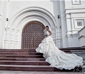 Фотография в Одежда и обувь Свадебные платья Первое платье: размер 40-42, рост 160-165, в Ярославле 15 000