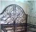 Изображение в Мебель и интерьер Мебель для спальни Продам кованую двухспальную кровать в малогабаритную в Комсомольск-на-Амуре 25 000
