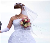 Foto в Одежда и обувь Свадебные платья Продам свадебное платье. Цвет - белый. Размер в Москве 4 000