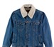 Фотография в Одежда и обувь Мужская одежда Продам утеплённую джинсовую куртку Lee Sherpa в Сыктывкаре 4 900