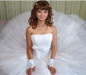 Фото в Одежда и обувь Свадебные платья Размер 42, покупала в эксклюзив за 25000 в Белгороде 10 000