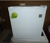 Фотография в Электроника и техника Холодильники Продаю мини холодильник, цвет белый, размеры: в Кирове 0