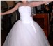 Фотография в Одежда и обувь Свадебные платья Продам пышное белое свадебное платье с корсетом в Саратове 9 000